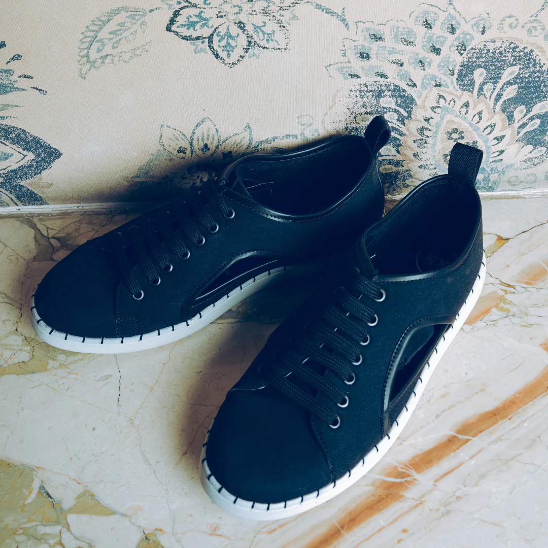 Monkstory Cut-Out Sneakers - Black - Image 4