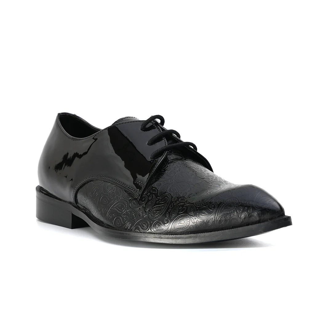 Monkstory Embossed Pattern Pointed Lace-ups - Black - Image 4