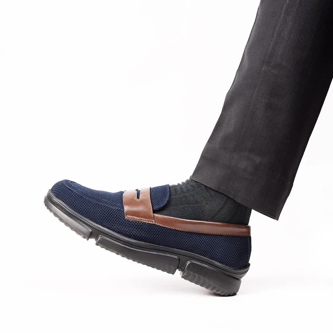 Monkstory Gravity Lift Supreme Comfort Mesh Slip-On Sneakers - Navy & Brown - Image 3