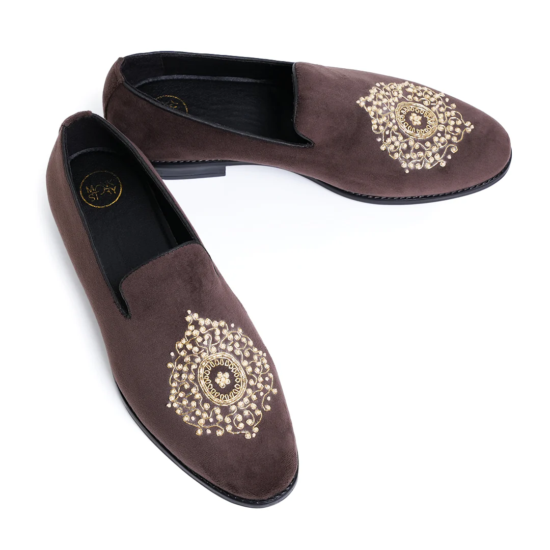 Monkstory Maharaja Zardosi Embroidered Slip-Ons – Brown - Image 5