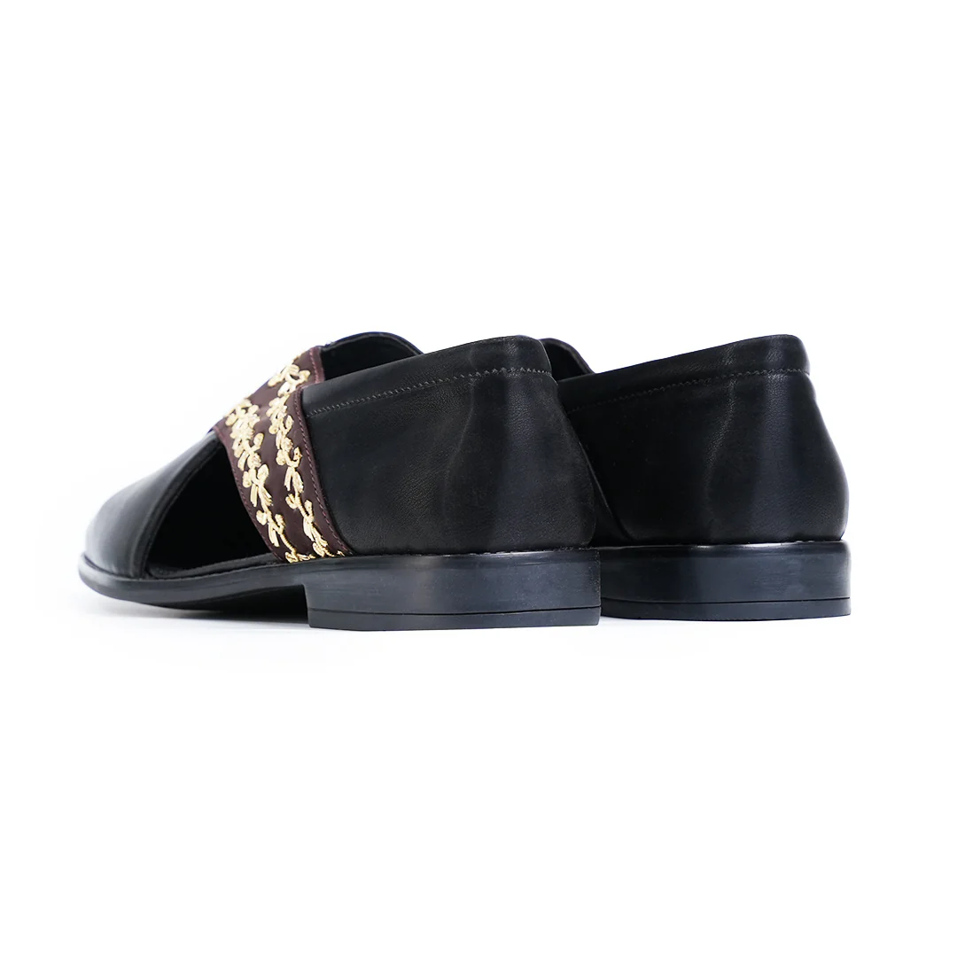 Monkstory Two Tone Embroidered Nawabi Sandals - Black/Brown - Image 10